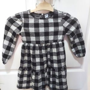Old Navy Toddler Girl black buffalo tiered dress 4